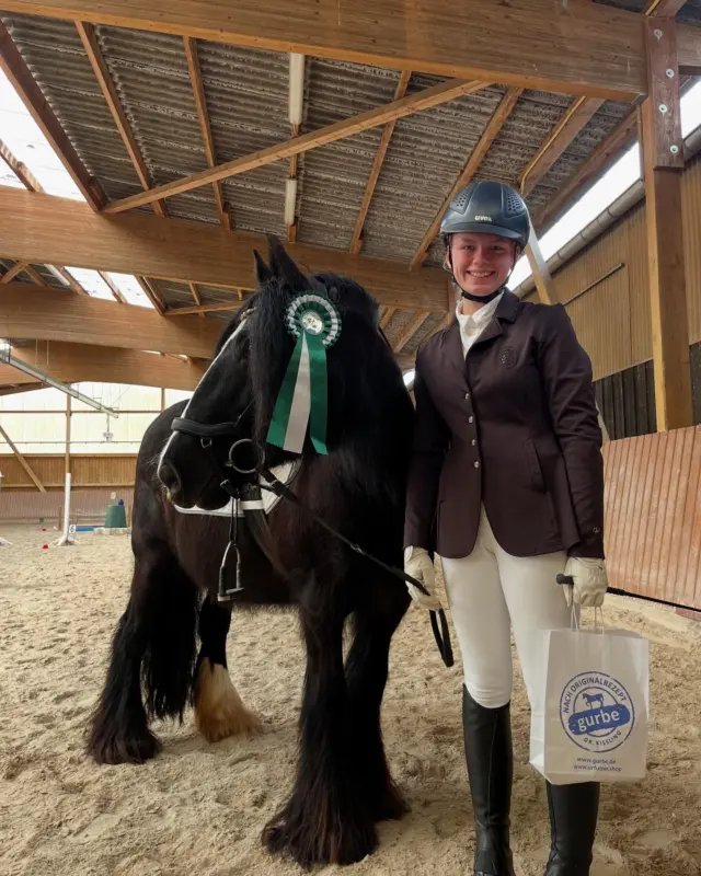 🩶Working Equitation in Roßdorf🩶

Es hat uns sehr gefreut dass ihr alle vergangendes Wochenende beim working equitation Kurs teilgenommen habt.

Ein großes Dankeschön an @pennylane0505 und an die Firma @gurbe.urfutter ,die tolle Preise zuverfügung gestellt hat💚.

#horse #working #equitation #turnier #trainingsturnier #rfv_rossdorf_